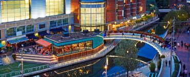 The Oracle Riverside in Reading at night