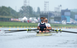 Ed with teammates, Frankie Allen, Josh O’Brien, Giedrė Rakauskaitė and Erin Kennedy, rowing. 