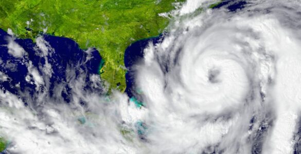 Hurricane between Florida and Cuba