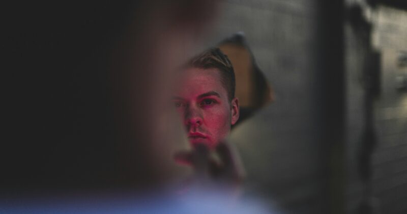 Staff and student attitudes to educator self-disclosure in teaching