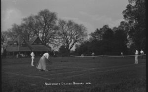 Students playing sport at Reading in the past.