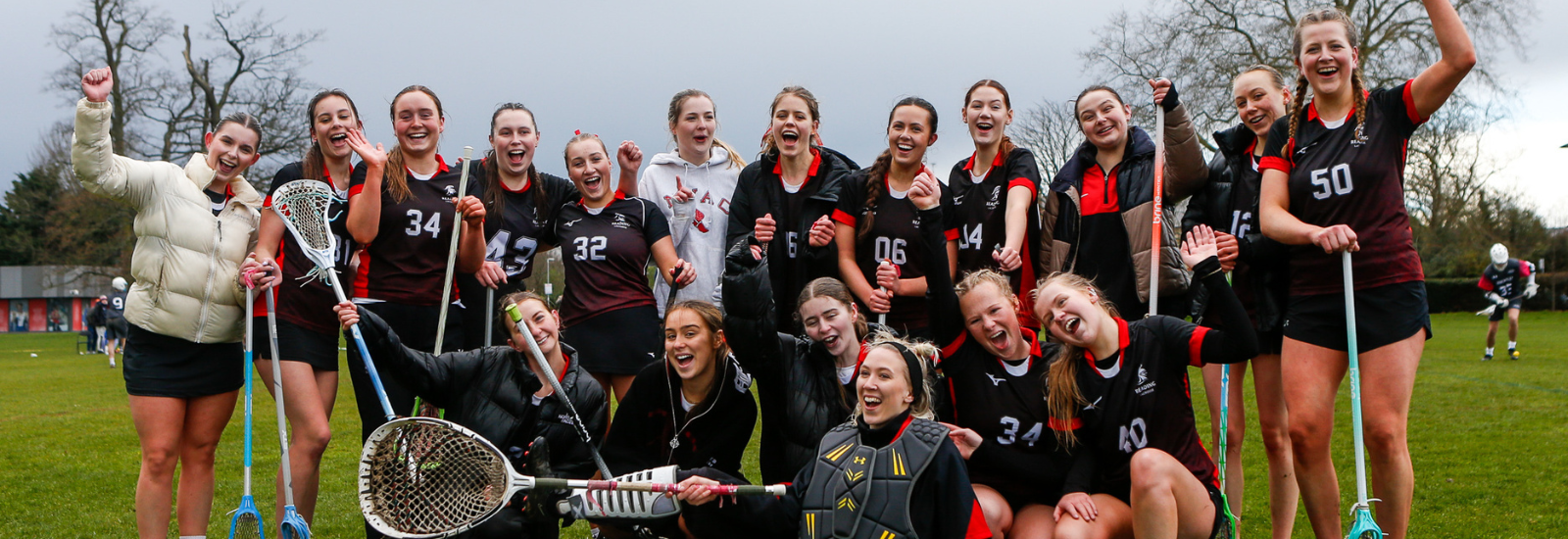 The Reading Knights female lacrosse team cheering